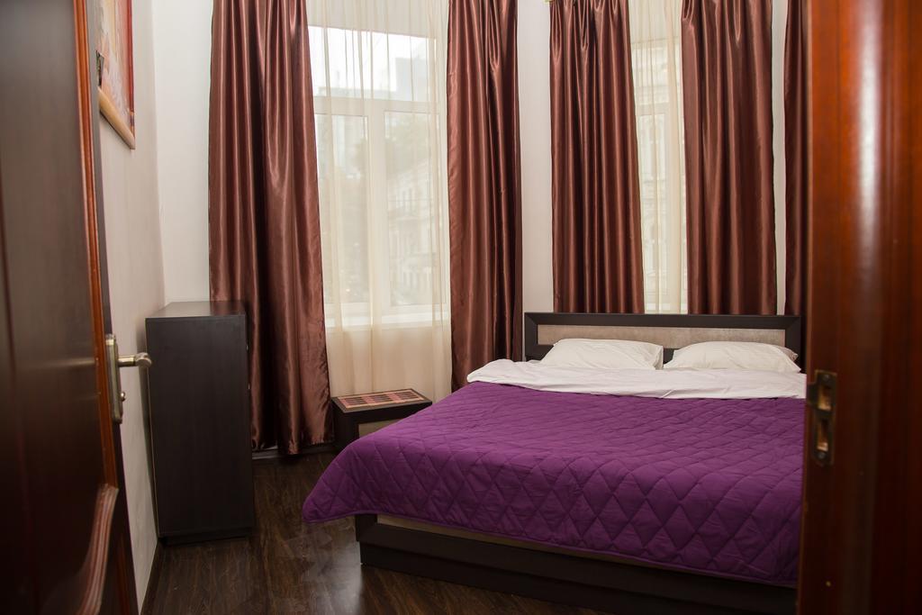 Apartment Mala Zhytomyrska 16 Kiev Exterior photo